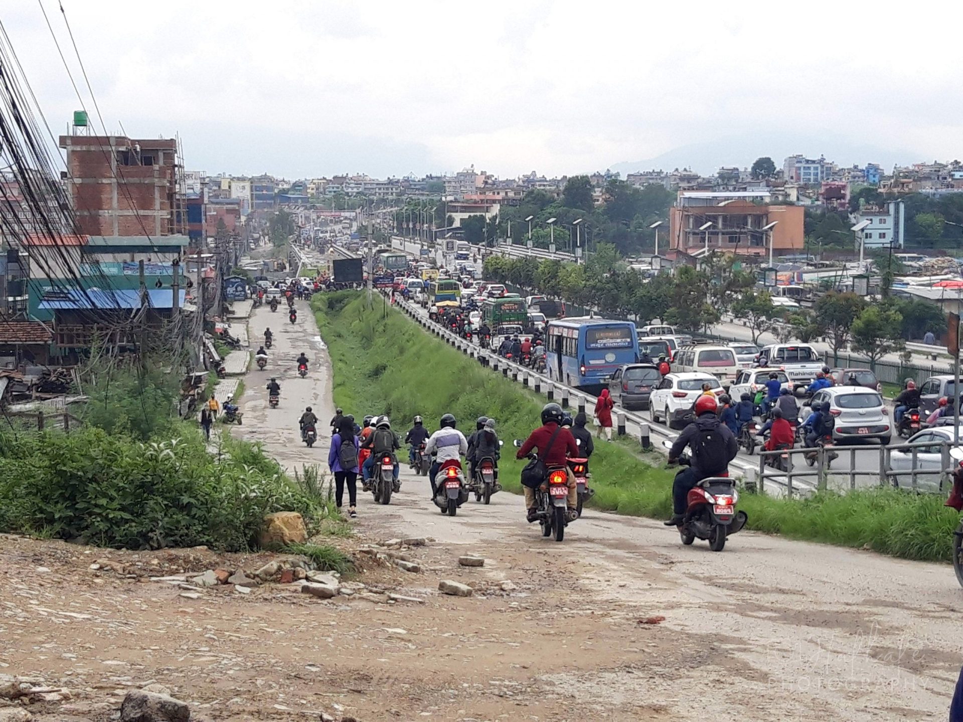 कोरोना कहरः बन्दाबन्दी अन्त्य, जोखिम उस्तै; सावधान !